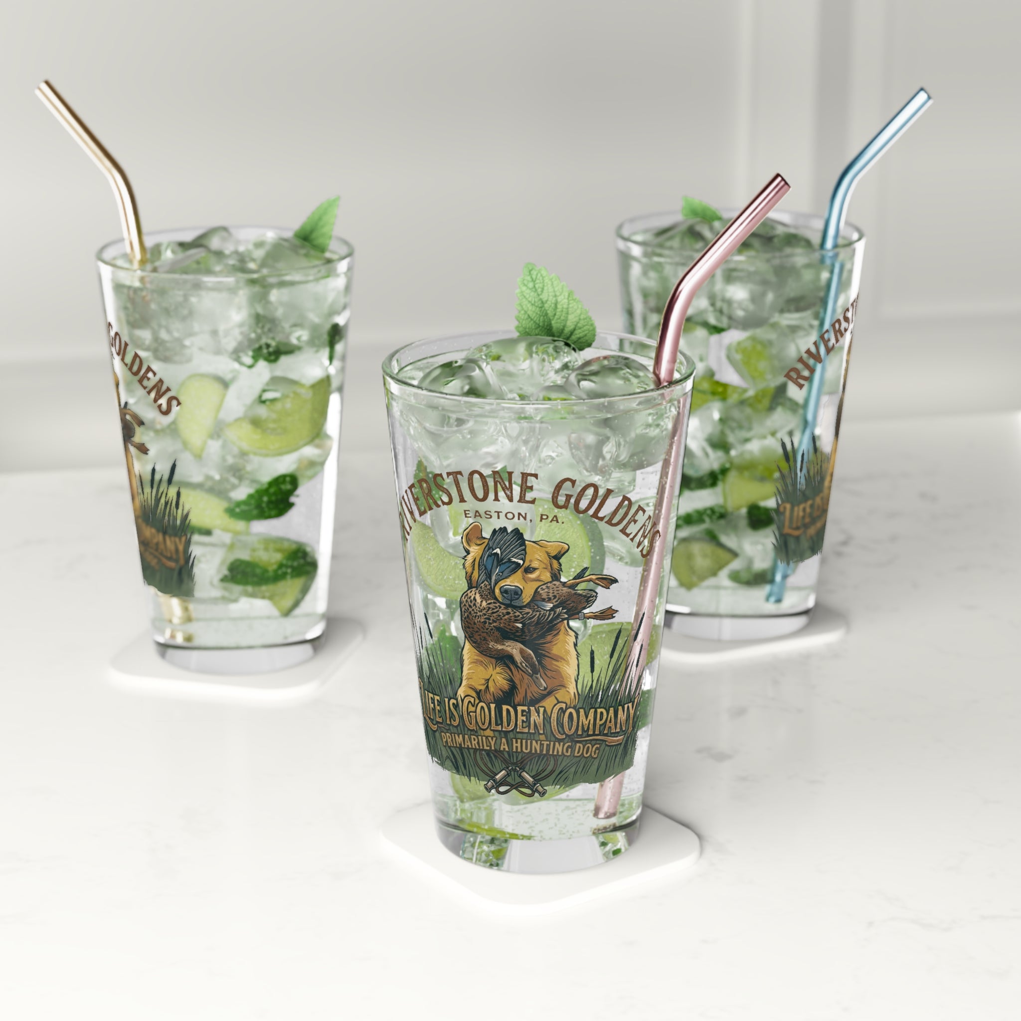 Riverstone Goldens Hunting Pint Glass